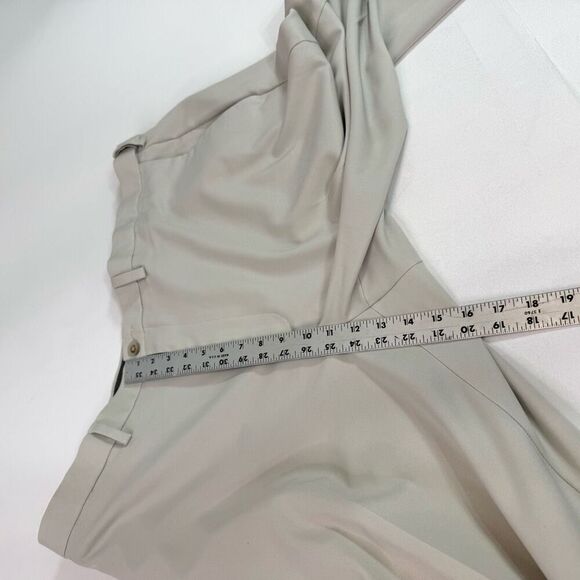 Haggar Pants Mens 44 x 30 Tan Mid Rise Classic Fit Trousers Cool 18 Pro Golf - Picture 5 of 8